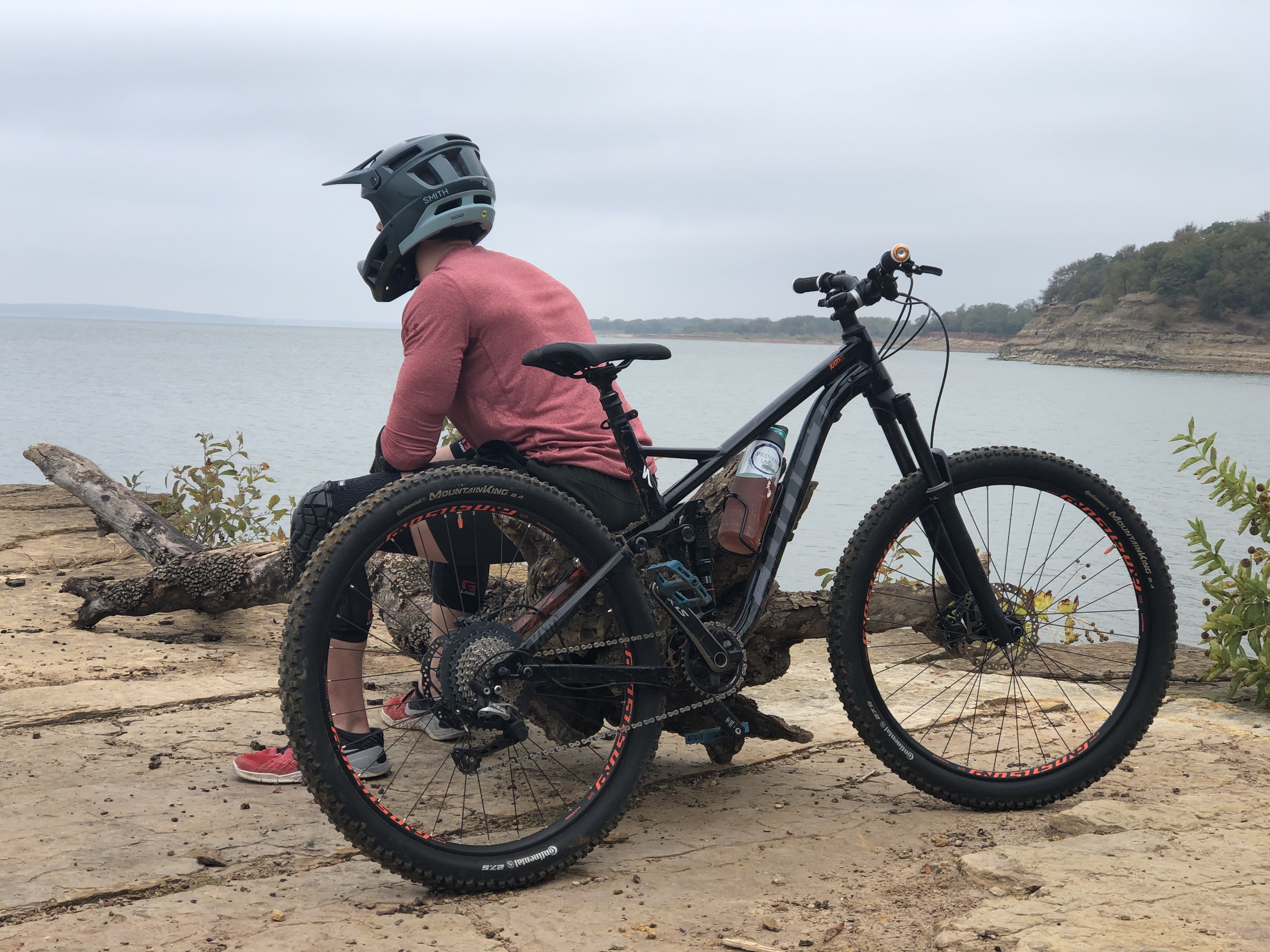 Mountain biking by the lake